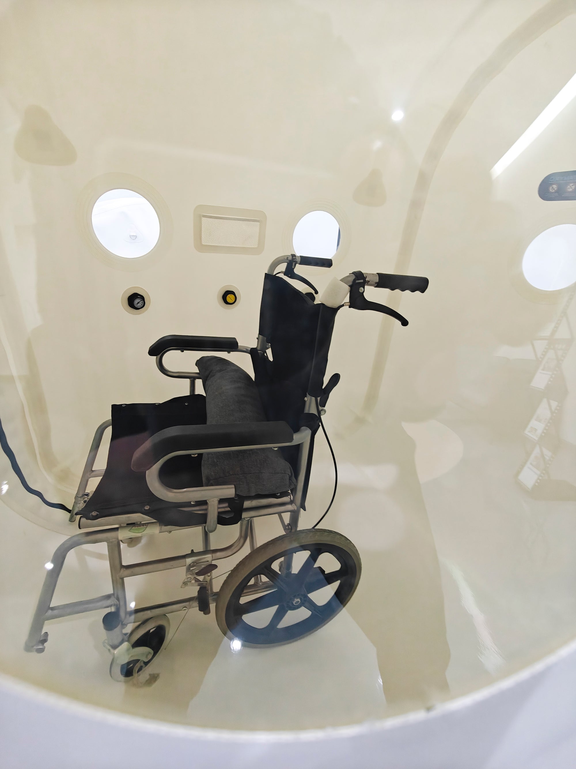 1.3ATA Soft-Shell Hyperbaric Chamber with Wheelchair Access – Lying Design (OLV-RW01)